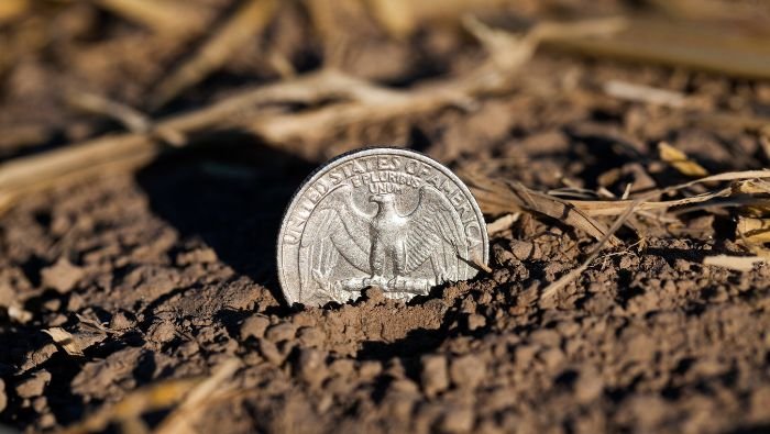 rêver de donner une pièce à quelqu'un 